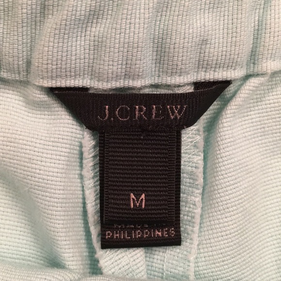 MINT colored J.Crew Shorts with Pockets - Picture 4 of 5